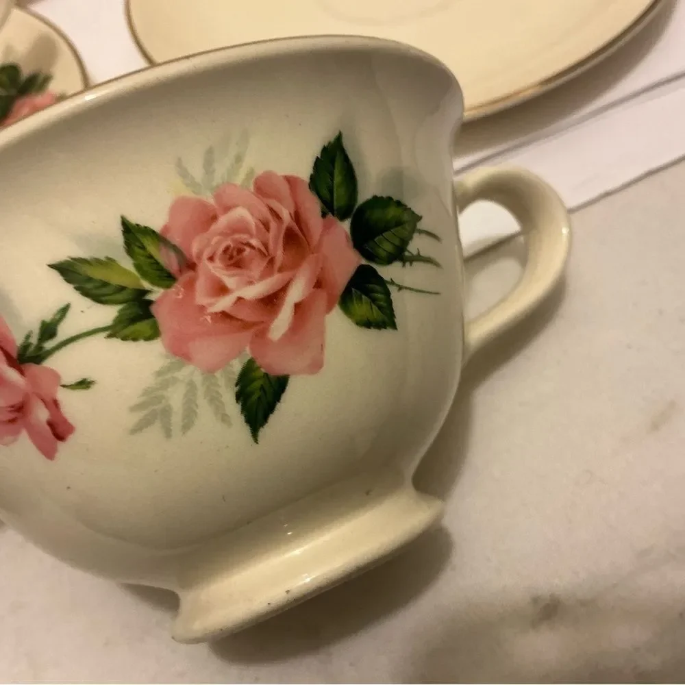 Taylor Smith Taylor Summer Rose tea cup and saucers set of 5